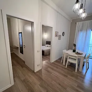 Venezia16home , Palermo Italia