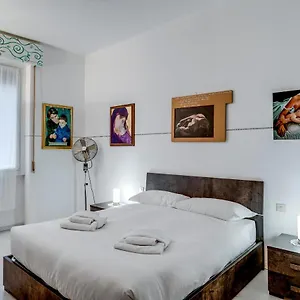 Guesthero - Precotto M1 , Milano Italia